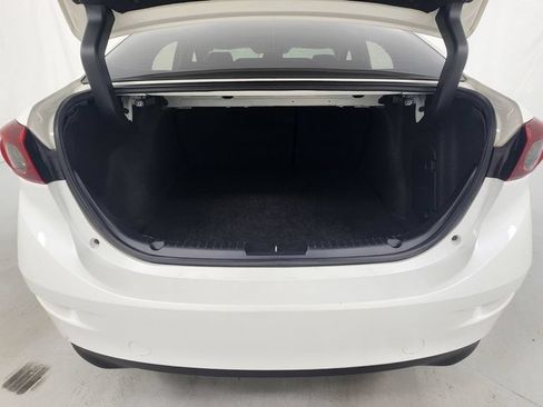 Used 2017 MAZDA MAZDA3 Sport FWD image 15