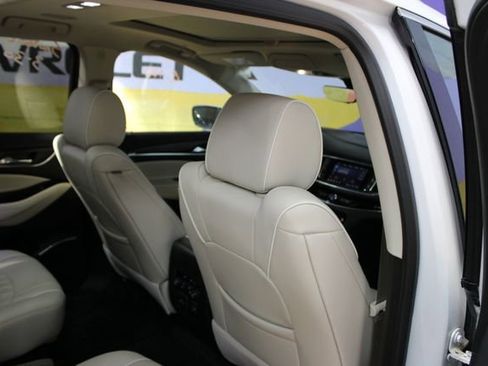 Used 2023 Buick Enclave Avenir w/ Avenir Technology Package AWD/4WD image 9