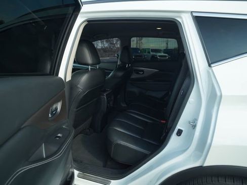 Used 2024 Nissan Murano SV w/ SV Midnight Edition Package image 14