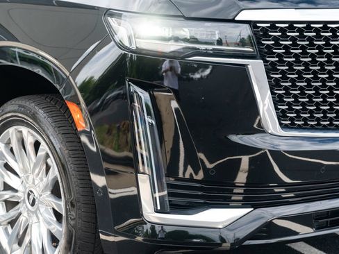 Used 2024 Cadillac Escalade ESV Premium Luxury w/ LPO, Floor Liner Package RWD image 8