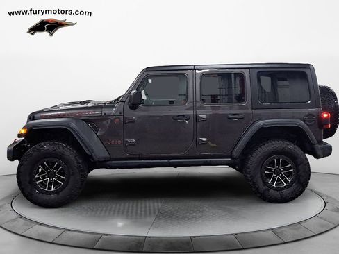 Used 2024 Jeep Wrangler Unlimited Rubicon w/ XTREMEE 35" Tire Package image 6