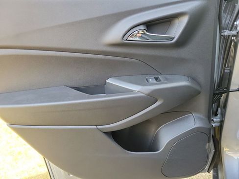 New 2026 Chevrolet Trax LT w/ Driver Confidence Package image 15