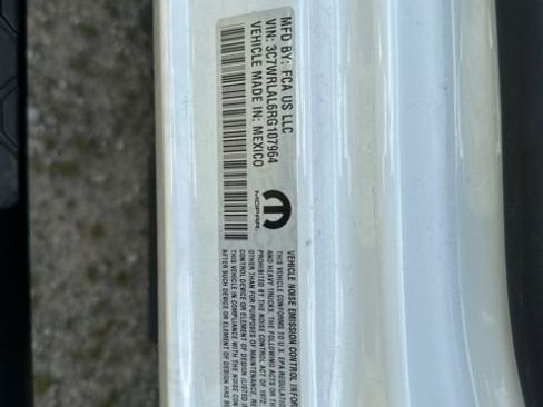 New 2024 RAM 4500 Tradesman image 23