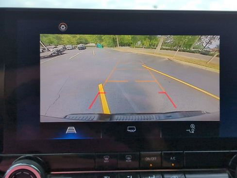 Used 2023 Chevrolet Colorado Trail Boss w/ Advanced Trailering Package AWD/4WD image 21