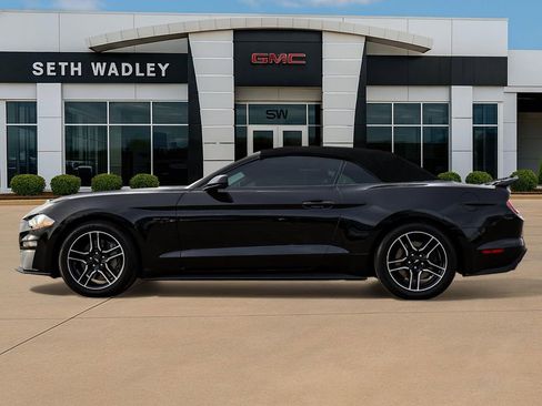 Used 2022 Ford Mustang GT Premium image 4