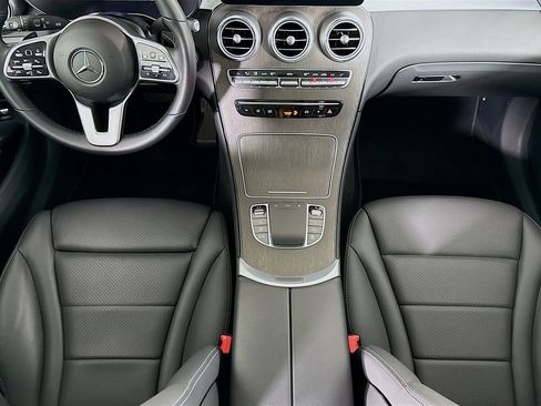 Used 2022 Mercedes-Benz GLC 300 image 16