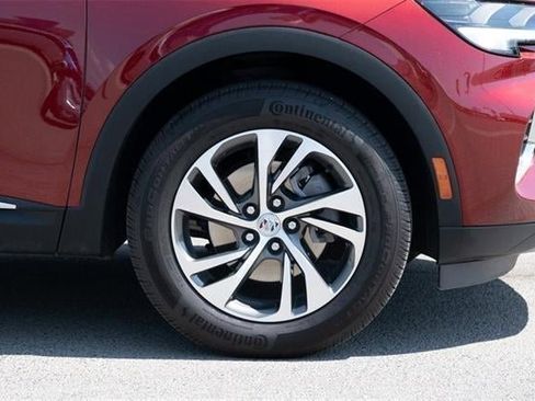 Used 2023 Buick Envision Essence image 11