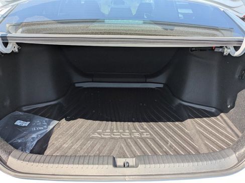 Used 2025 Honda Accord LX image 29