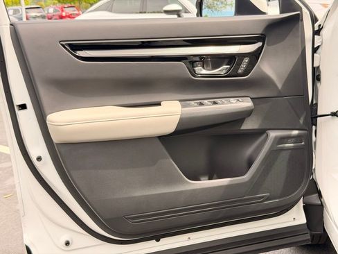Used 2026 Honda CR-V EX-L image 28