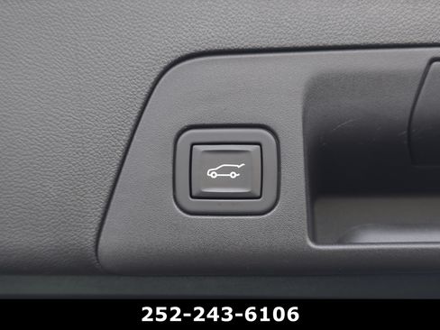 Used 2023 Buick Envision Avenir FWD image 34