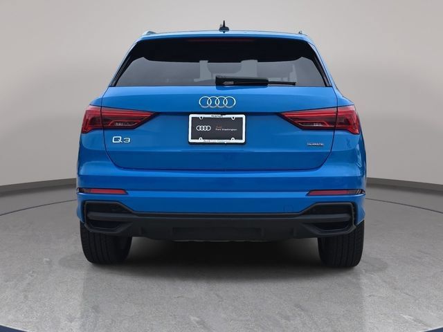 Used 2023 Audi Q3 2.0T Premium w/ Convenience Package AWD/4WD image 7
