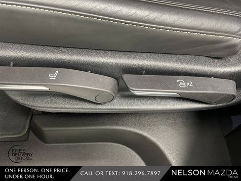 Used 2021 Cadillac Escalade Sport Platinum image 38