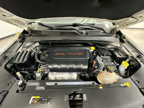 Used 2018 Jeep Compass Limited AWD/4WD image 33