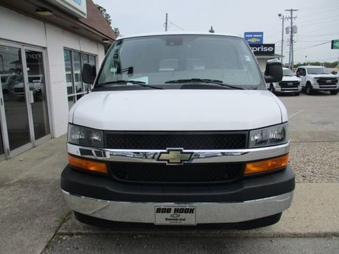 Used 2024 Chevrolet Express 3500 LT w/ LT Preferred Equipment Group RWD image 2