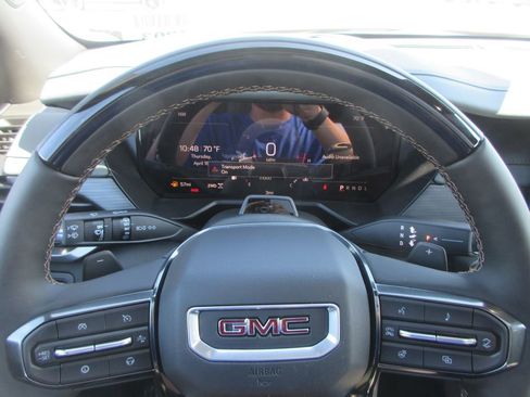 New 2026 GMC Acadia AT4 image 17