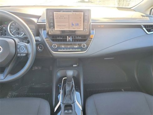 Used 2020 Toyota Corolla LE w/ LE Premium Package image 11