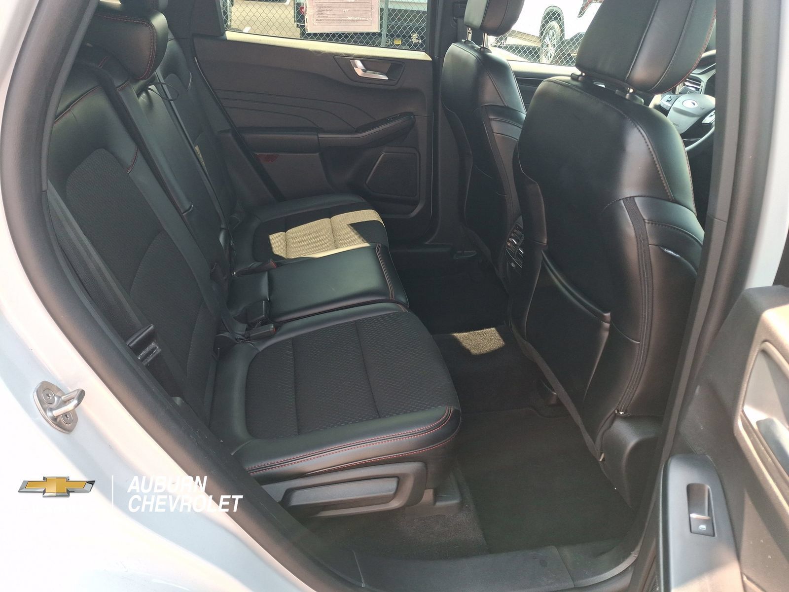 Used 2025 Ford Escape ST-Line Select AWD/4WD image 20