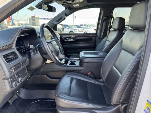 Used 2022 Chevrolet Suburban Z71 image 26