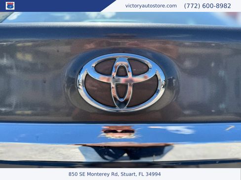 Used 2013 Toyota Corolla L FWD image 12