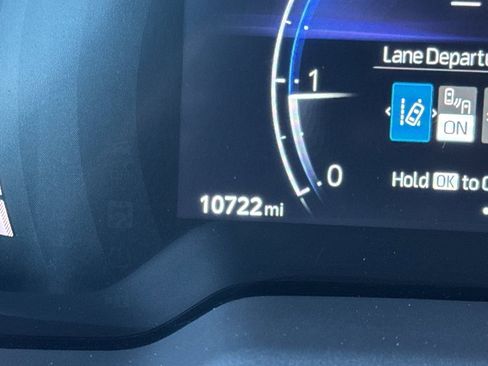 Certified 2024 Toyota Corolla Cross XLE w/ Convenience Package image 3