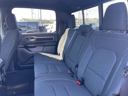 New 2026 RAM 1500 Big Horn AWD/4WD image 17