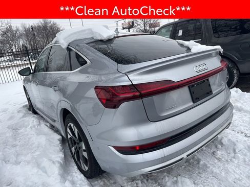 Used 2022 Audi e-tron Prestige w/ Prestige Package image 4