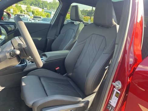 Certified 2026 BMW X3 xDrive30i w/ M Sport Package AWD/4WD image 14