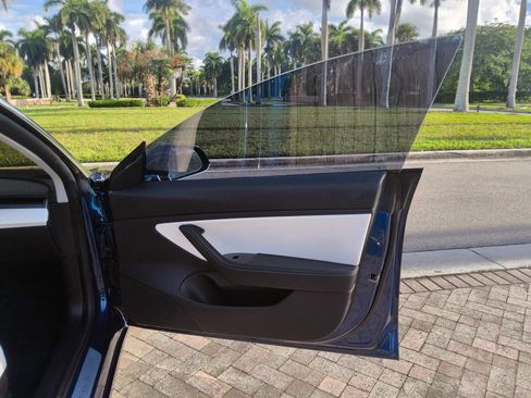 Used 2019 Tesla Model 3 RWD image 33