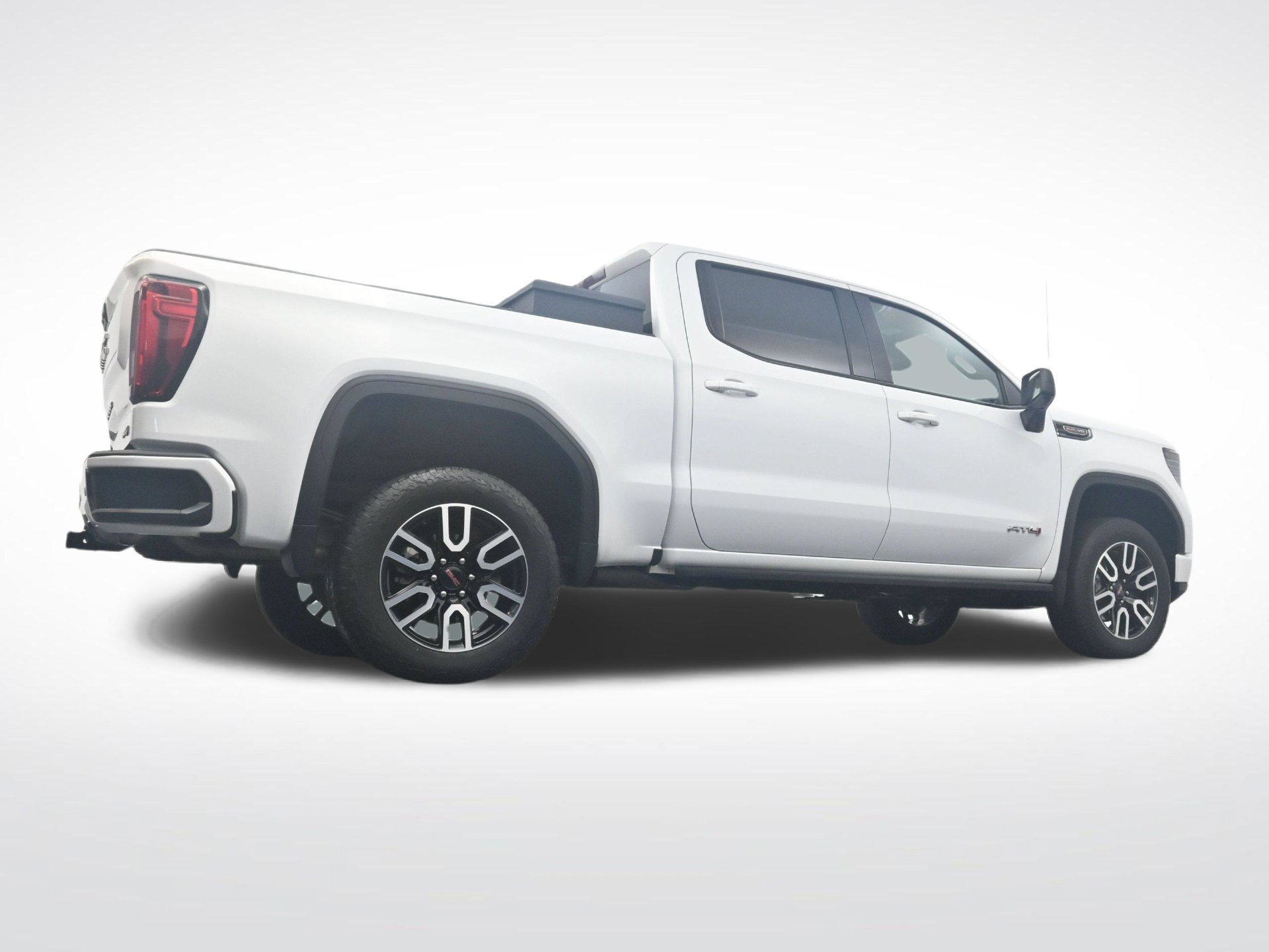 Used 2024 GMC Sierra 1500 AT4 w/ Technology Package AWD/4WD image 33
