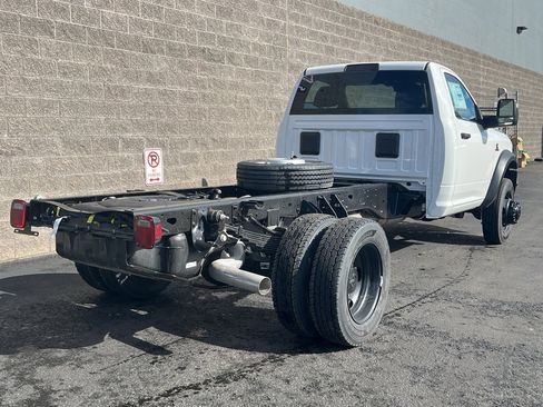New 2026 RAM 4500 4x4 Regular Cab DRW image 6