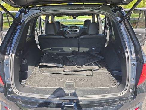 Used 2024 Honda Passport EX-L image 13