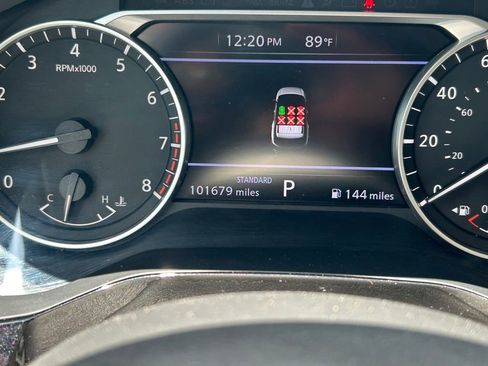 Used 2022 Nissan Pathfinder SV FWD image 33