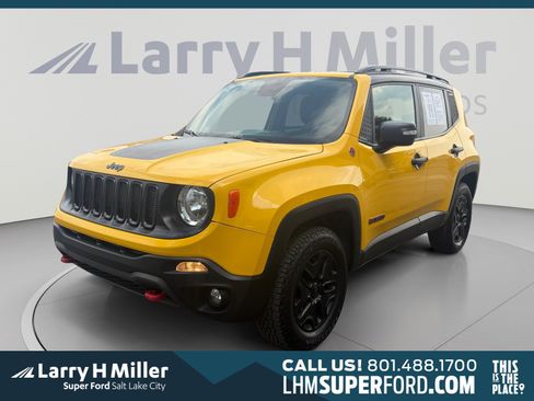 Used 2018 Jeep Renegade Trailhawk w/ Cold Weather Group II AWD/4WD image 1