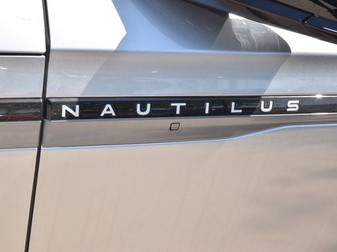 New 2026 Lincoln Nautilus Premier w/ Jet Appearance Package AWD/4WD image 49