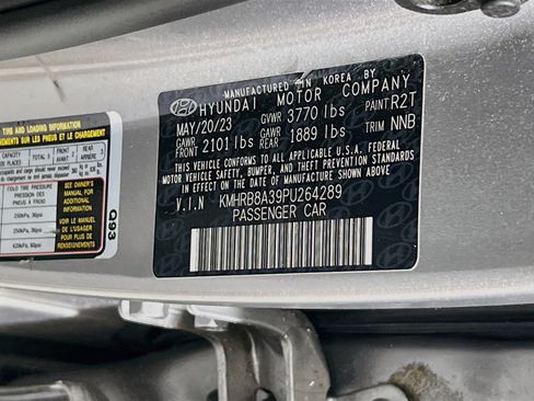 Used 2023 Hyundai Venue SE w/ Cargo Package FWD image 29