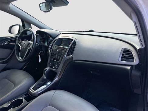 Used 2013 Buick Verano image 28