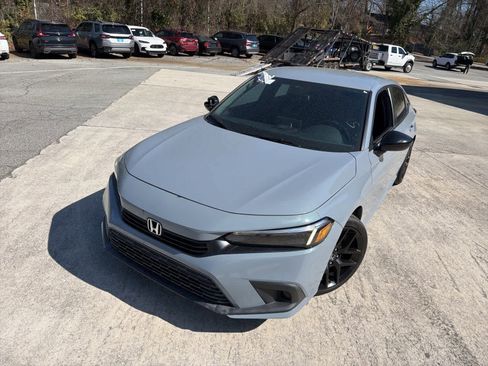 Used 2022 Honda Civic Sport image 3