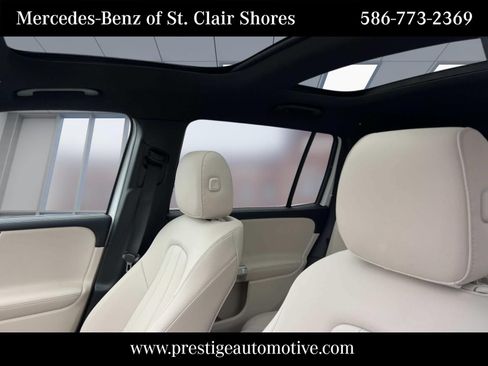 Used 2026 Mercedes-Benz GLB 250 4MATIC image 18