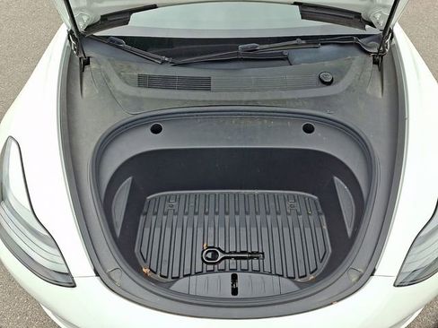 Used 2023 Tesla Model 3 Standard Range RWD image 30