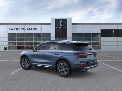 New 2026 Lincoln Corsair Premiere image 4