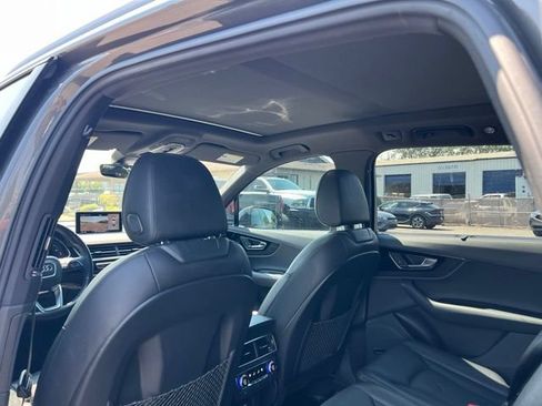 Used 2018 Audi Q7 3.0T Prestige w/ Prestige Package AWD/4WD image 11