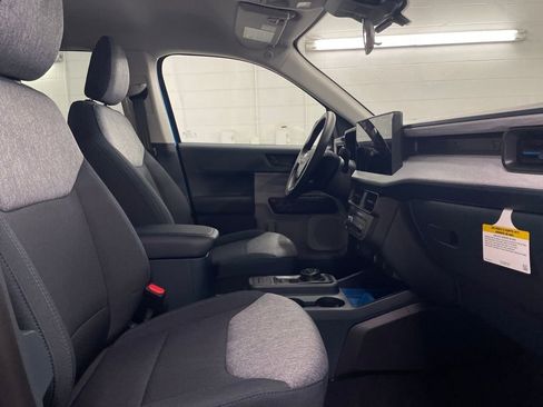 New 2025 Ford Maverick XLT image 27