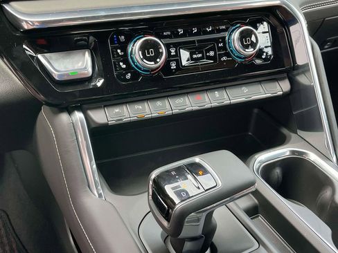 New 2026 GMC Sierra 1500 Denali Ultimate AWD/4WD image 27