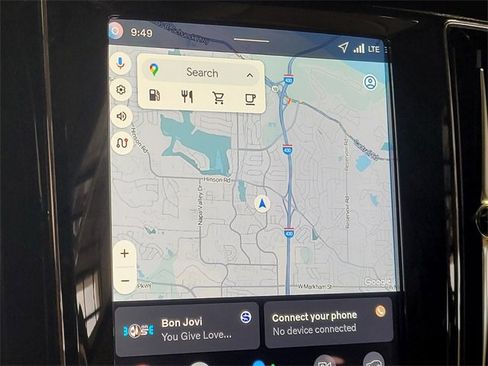 Certified 2026 Volvo V60 B5 Cross Country Plus w/ Protection Package Premier image 27