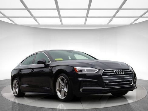 Used 2018 Audi A5 2.0T Premium Plus w/ Premium Plus AWD/4WD image 3