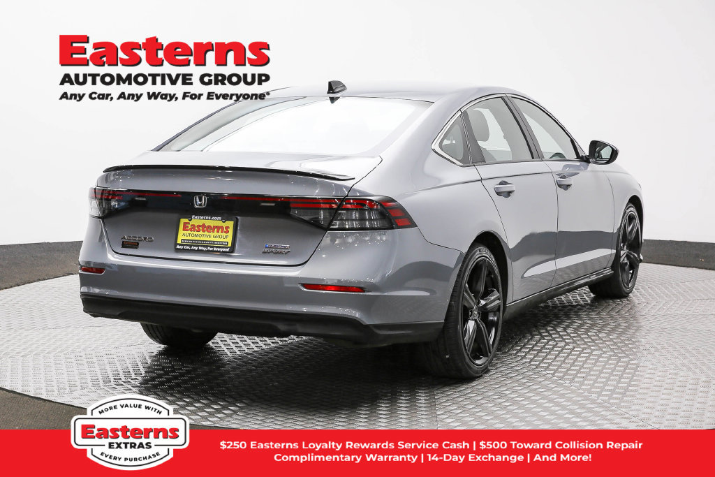 Used 2023 Honda Accord Sport image 6