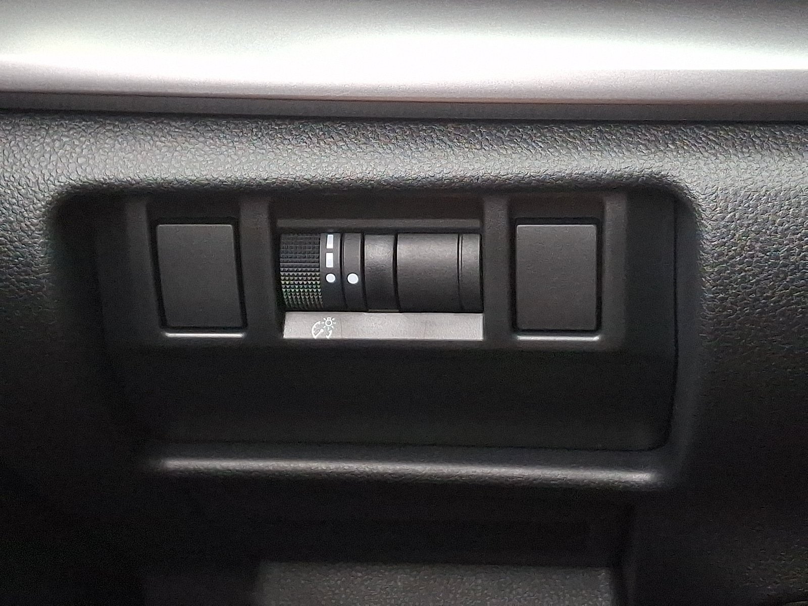 Certified 2025 Subaru Impreza 2.0i Sport AWD/4WD image 23