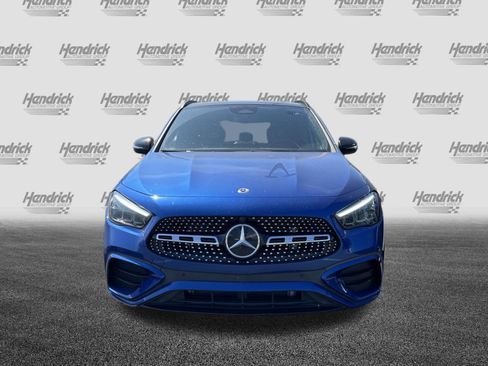 Used 2025 Mercedes-Benz GLA 250 4MATIC image 3