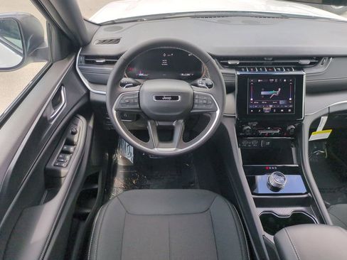 New 2026 Jeep Grand Cherokee Laredo RWD image 16