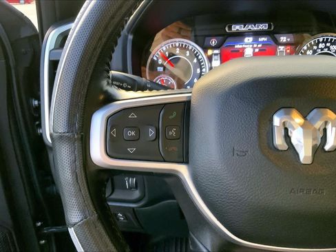 Used 2022 RAM 1500 Big Horn AWD/4WD image 23